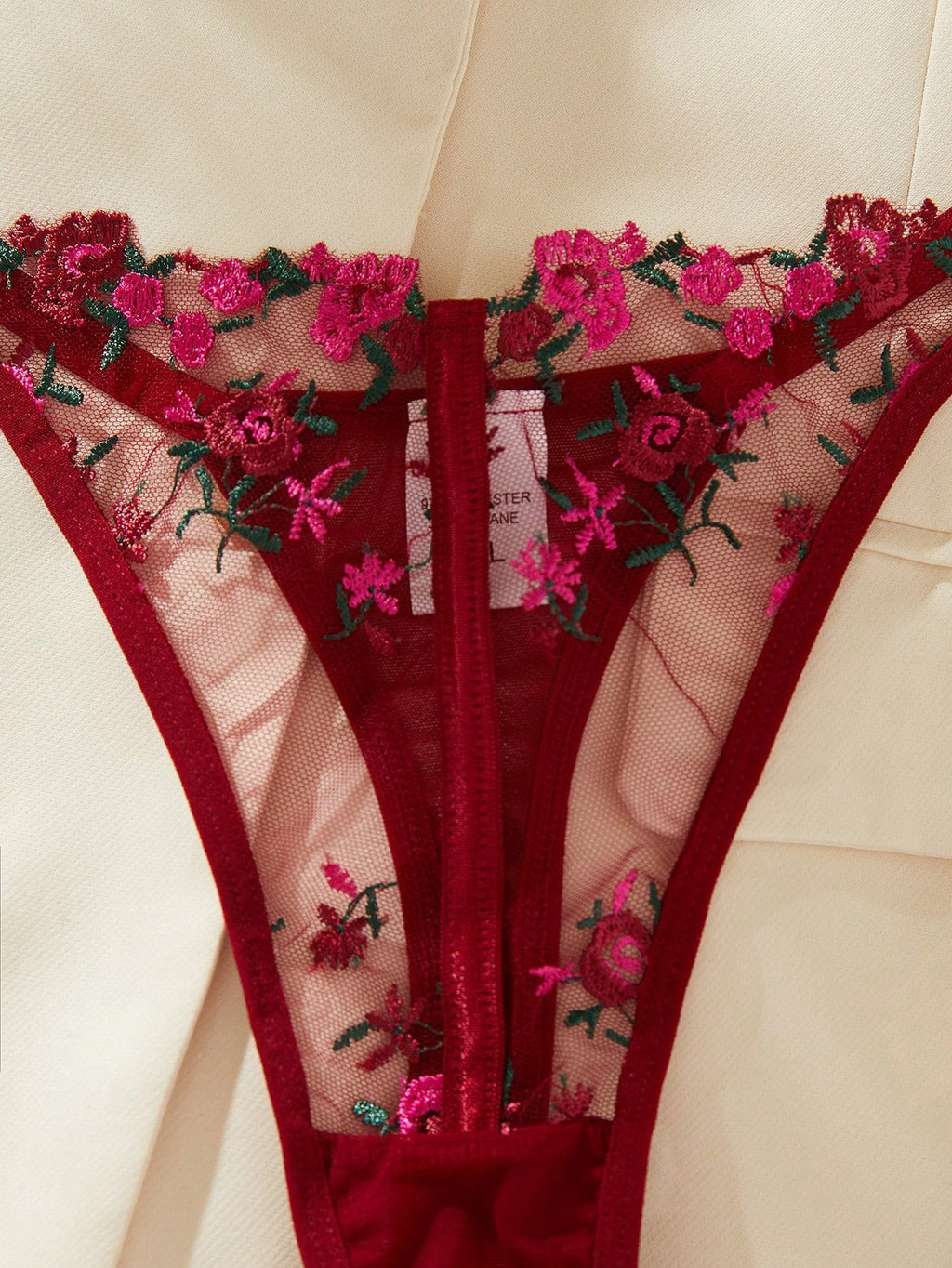 Curvy Burgundy Red Garden